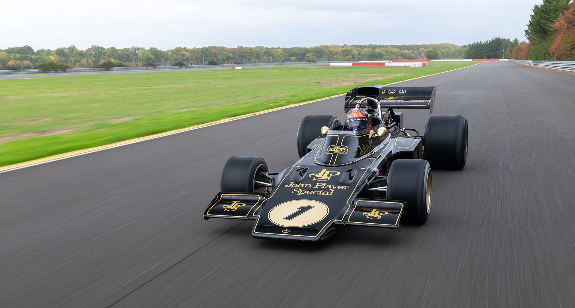 The legendary Lotus 72 with which Emerson Fittipaldi won the Formula 1 World Championship title in 1972 Destacado2